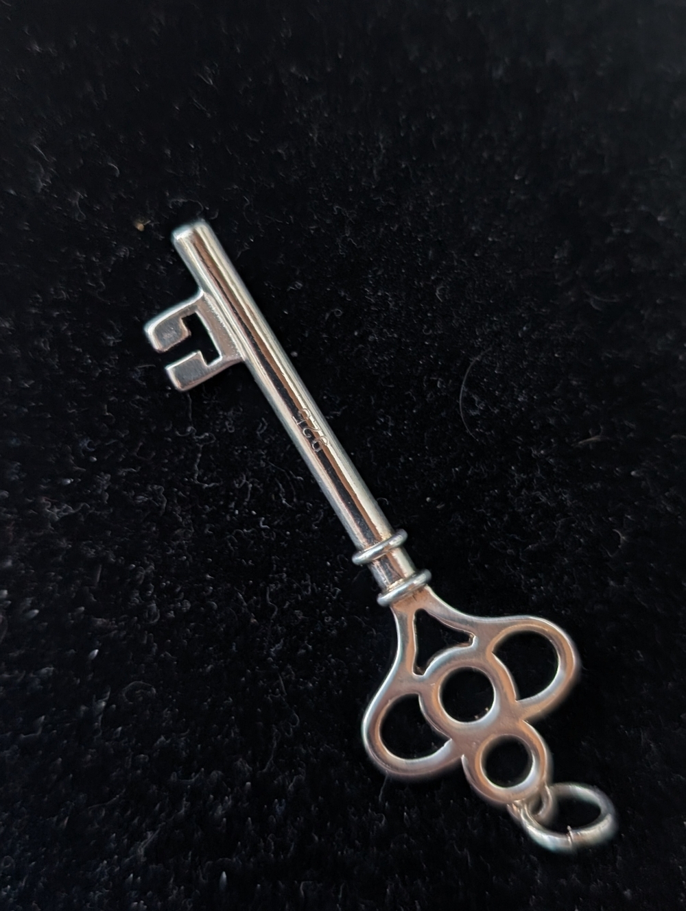STERLING Silver Key Charm Pendant - Picture 4 of 8